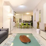 Apartment Designer, Fully Equipped Apt, Just Off Tower Road By 360 Estates Sliema