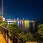 Designer, Fully Equipped Apt, Just Off Tower Road By 360 Estates Appartement