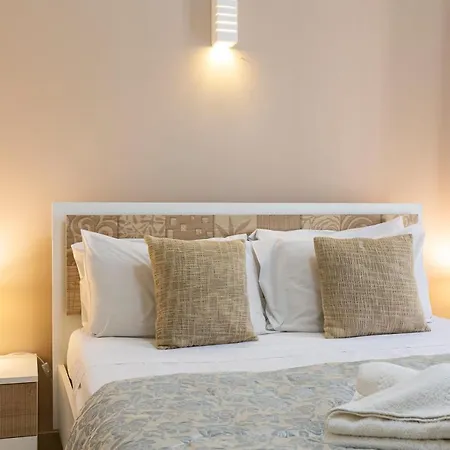 Designer, Fully Equipped Apt, Just Off Tower Road By 360 Estates