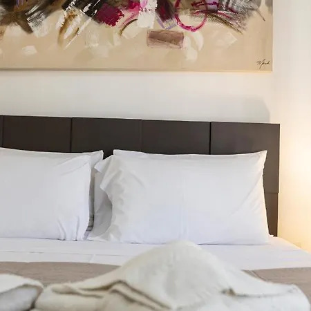 Designer, Fully Equipped Apt, Just Off Tower Road By 360 Estates *