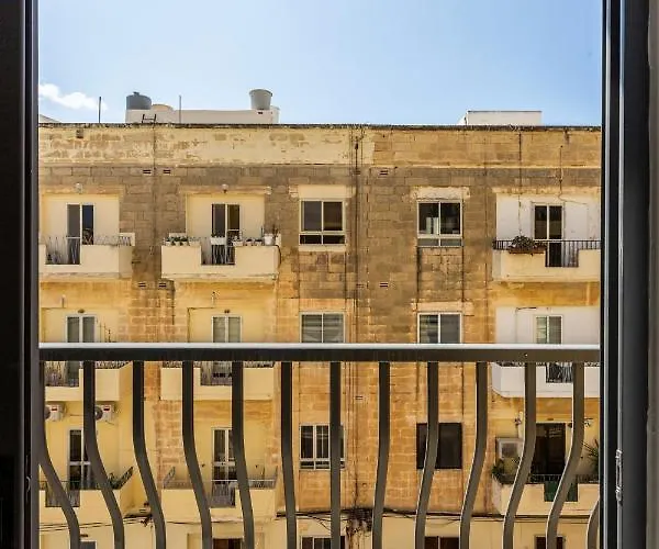 Designer, Fully Equipped Apt, Just Off Tower Road By 360 Estates Apartamento Sliema