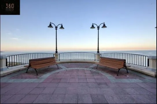 Designer, Fully Equipped Apt, Just Off Tower Road By 360 Estates