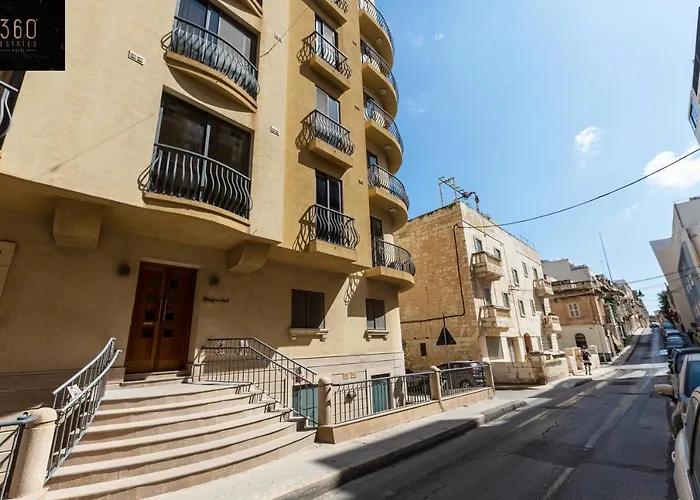 Designer, Fully Equipped Apt, Just Off Tower Road By 360 Estates